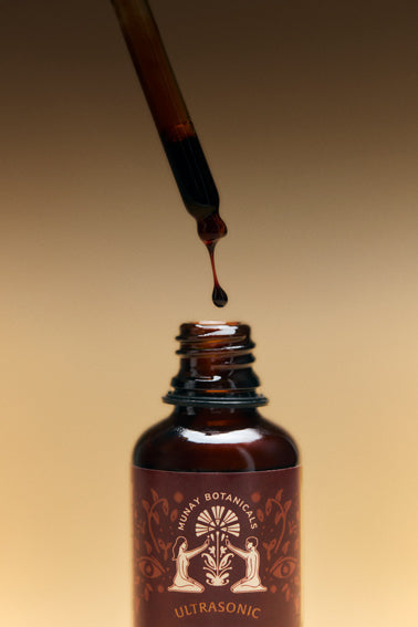 Munay Botanicals herbal wellness bottle designed to support your daily self-care ritual.